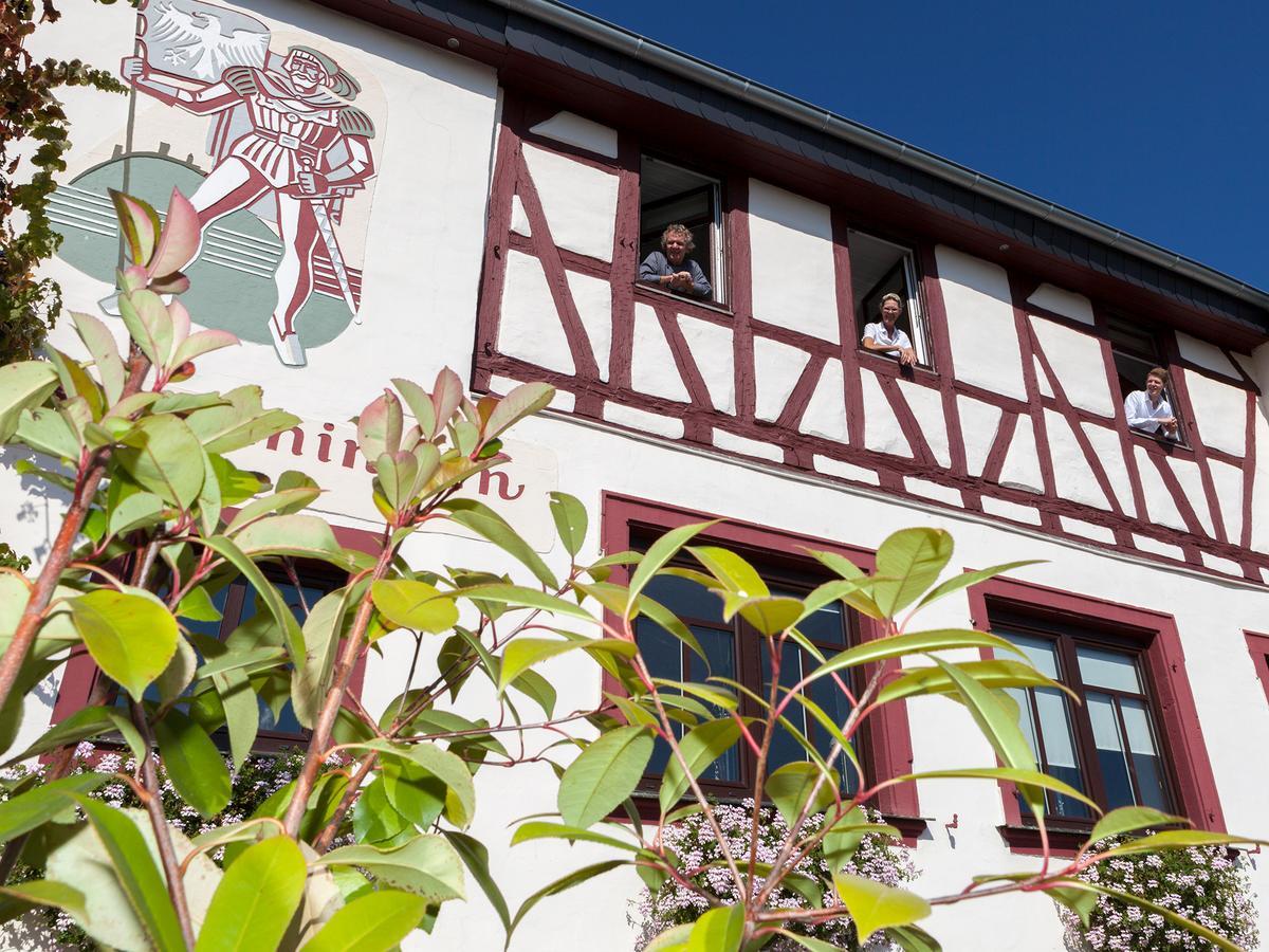 Hotel Zum Burggraf Neuleiningen Екстериор снимка