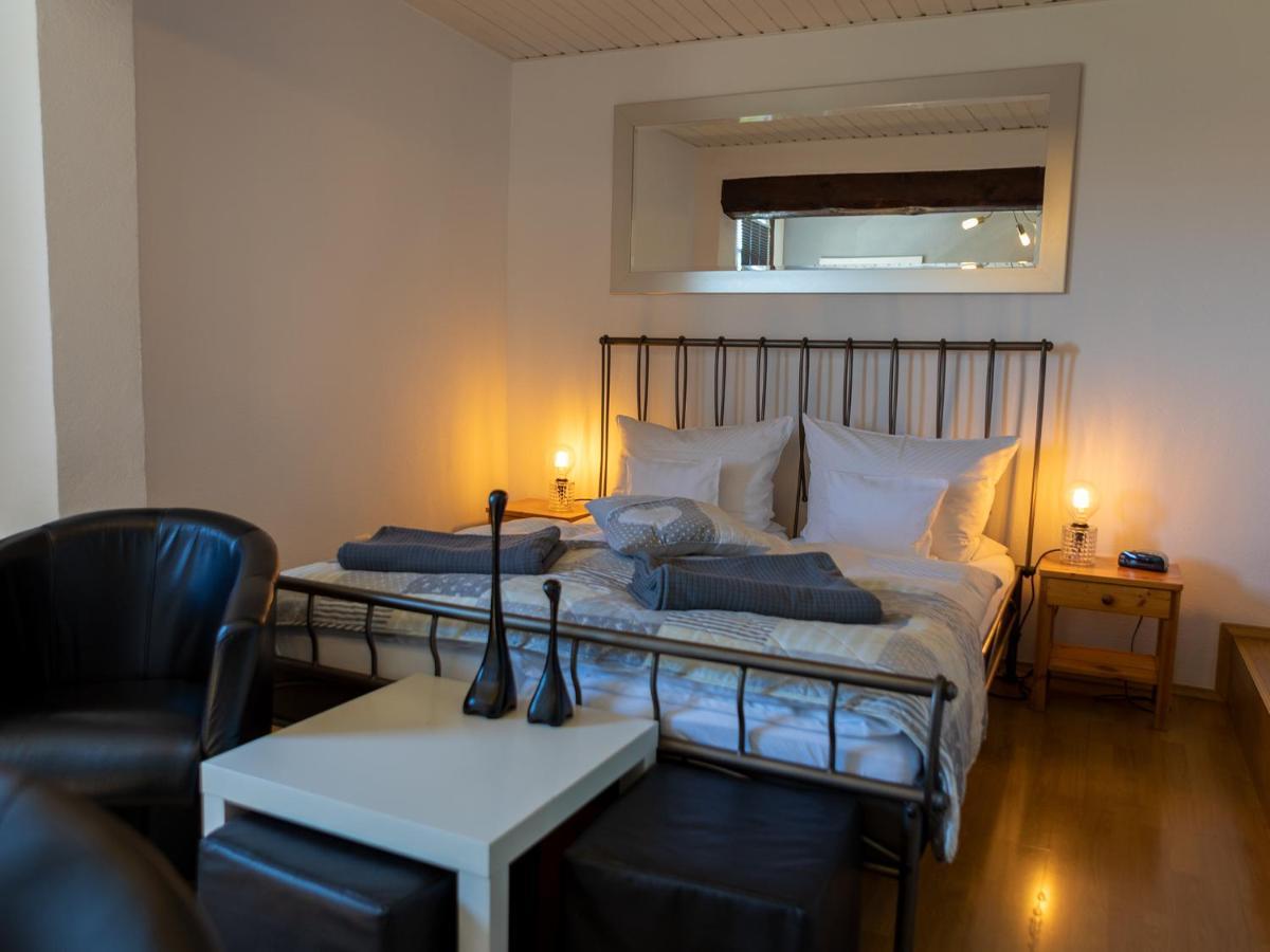Hotel Zum Burggraf Neuleiningen Екстериор снимка